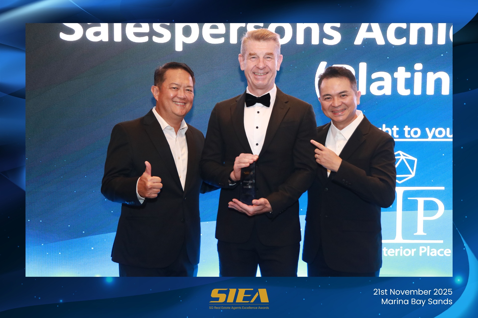 Richard Jany receiving SEAA 2025 Salespersons Achievement Platinum