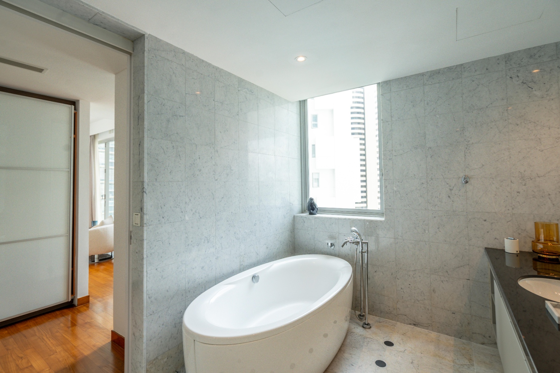 Draycott 8 — freestanding tub in Carrara marble bathroom